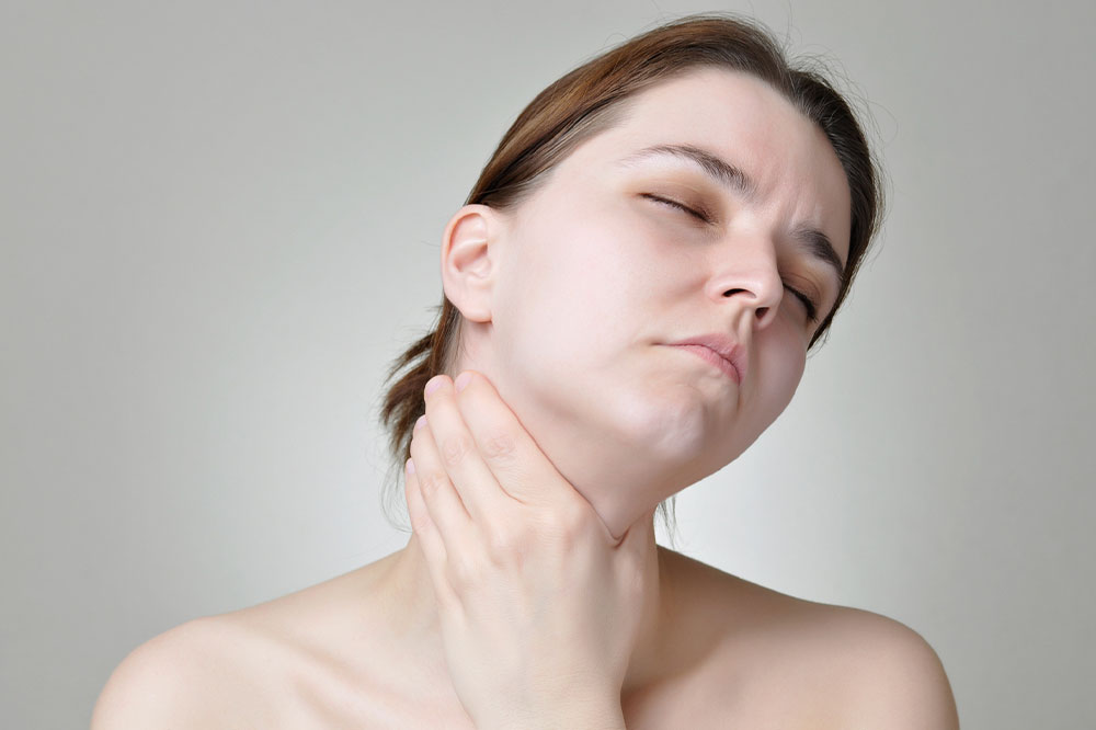 Thyroid cancer – Causes and silent warning signs